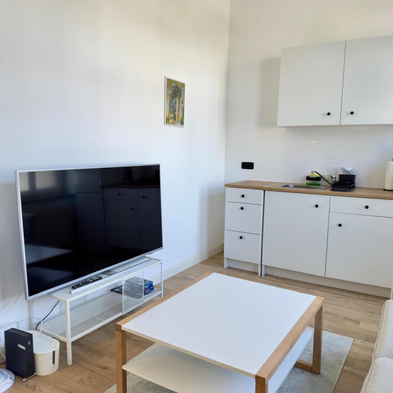 ארפורט Raha Apartments - Charmantes Studio-Apartment - Hbf - Gratis Parkplatz מראה חיצוני תמונה