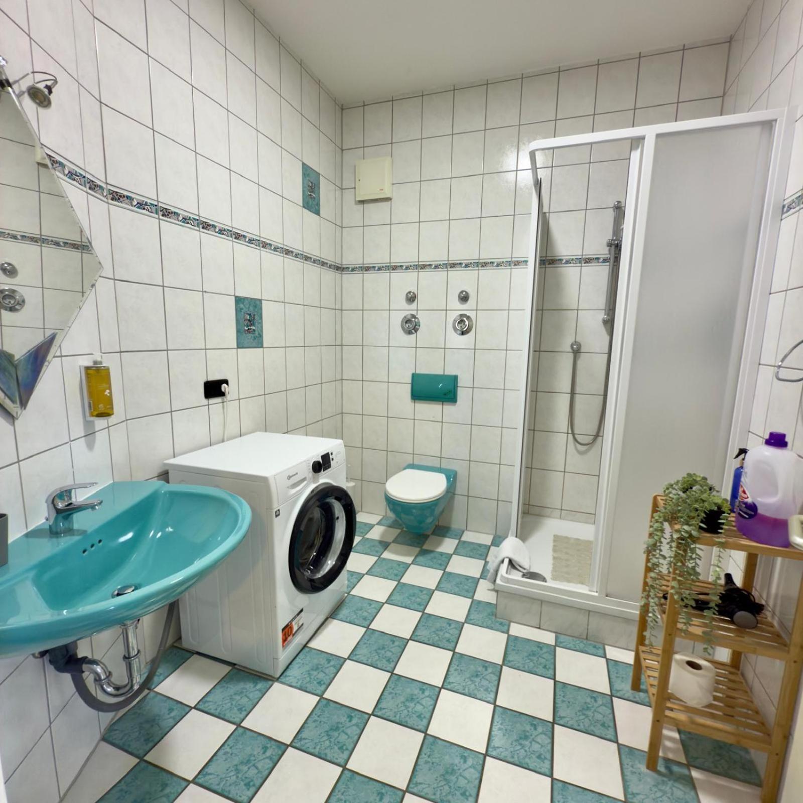 ארפורט Raha Apartments - Charmantes Studio-Apartment - Hbf - Gratis Parkplatz מראה חיצוני תמונה